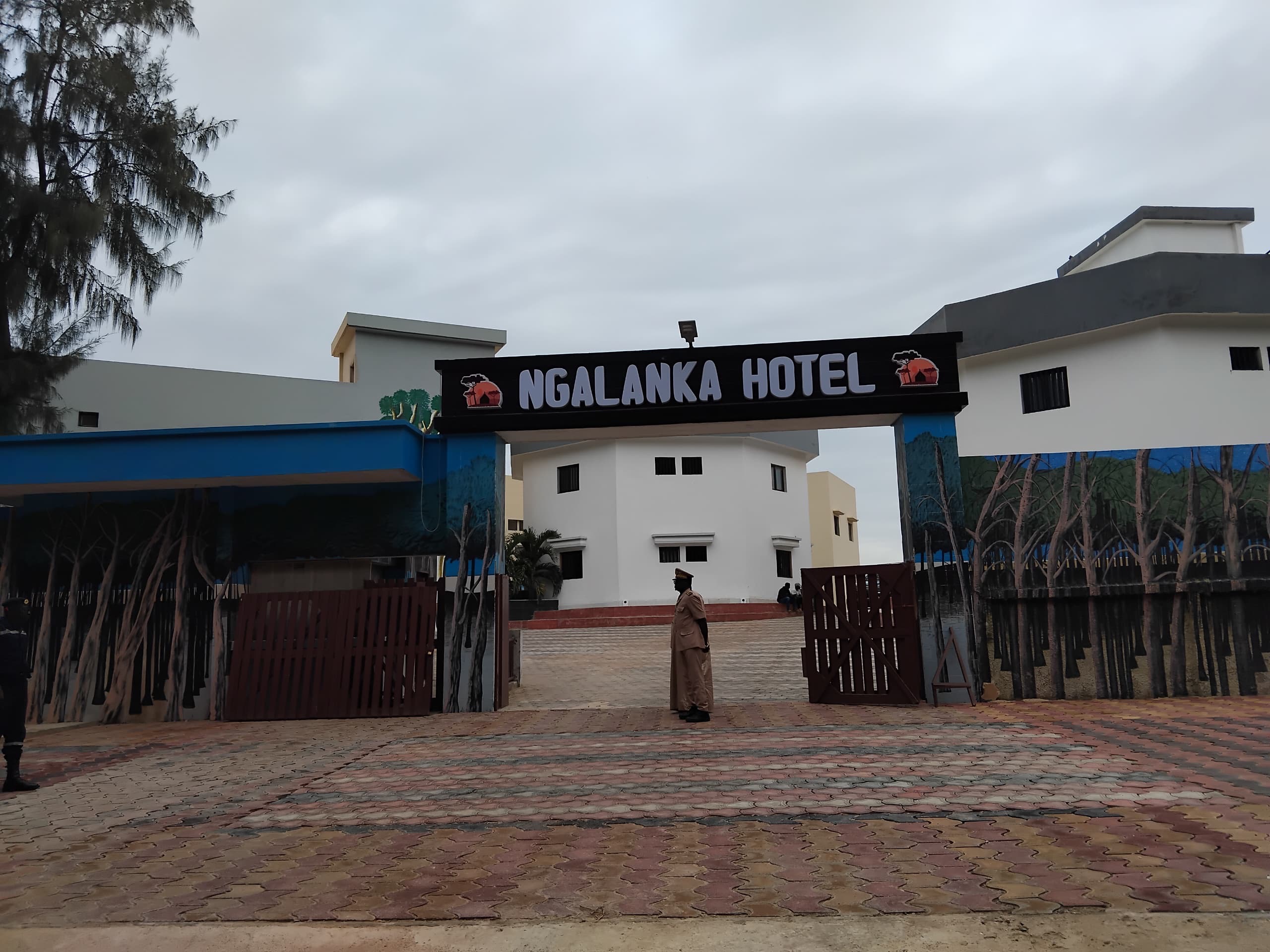 Ngalanka Hôtel